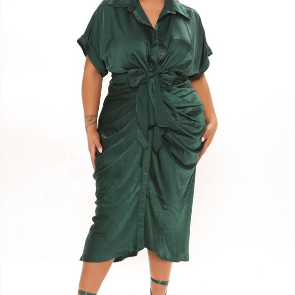 Fashion Nova Dresses & Skirts - Fashion Nova Stuck In The City Satin Midi Dress